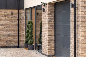 Photo 19- click for photo gallery